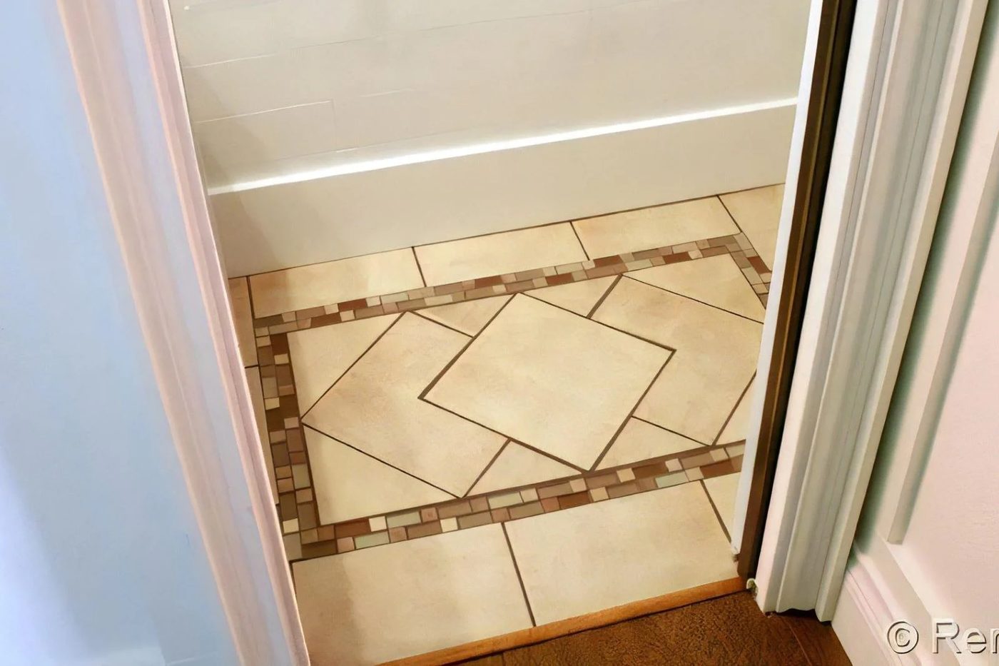 6 Inlaid Tile Rug walkthrough 22 113409