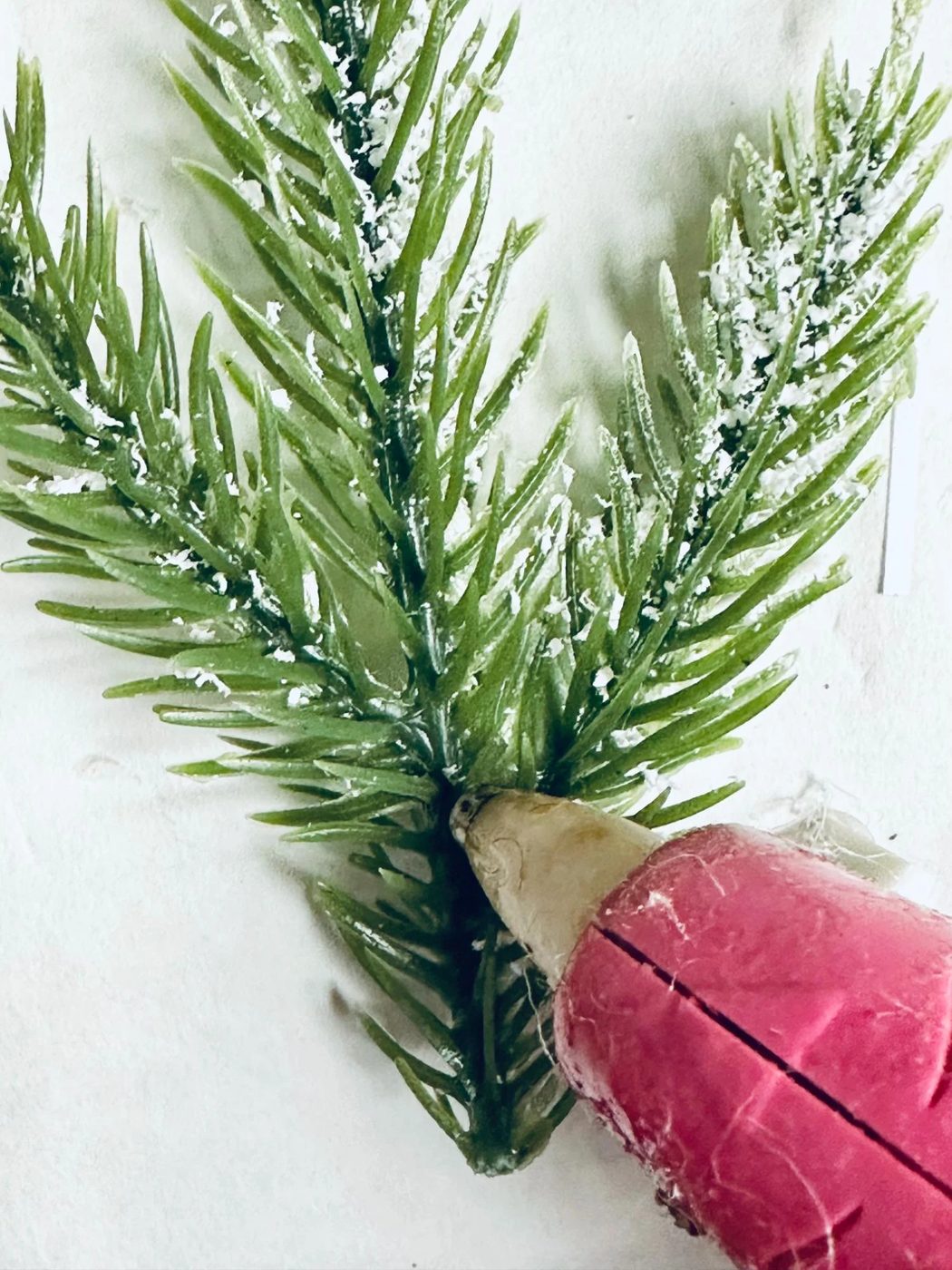 Dollar Tree Christmas Gnome Wreath walkthrough, Bekob (8)
