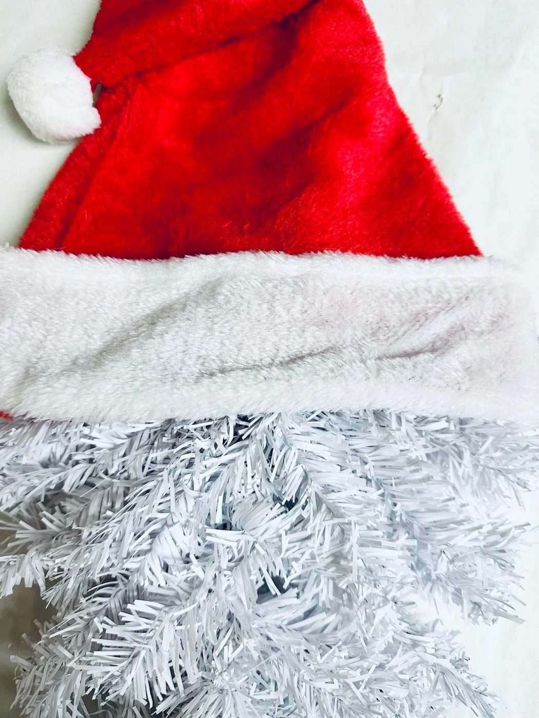 Dollar Tree Christmas Gnome Wreath walkthrough, Bekob (5)
