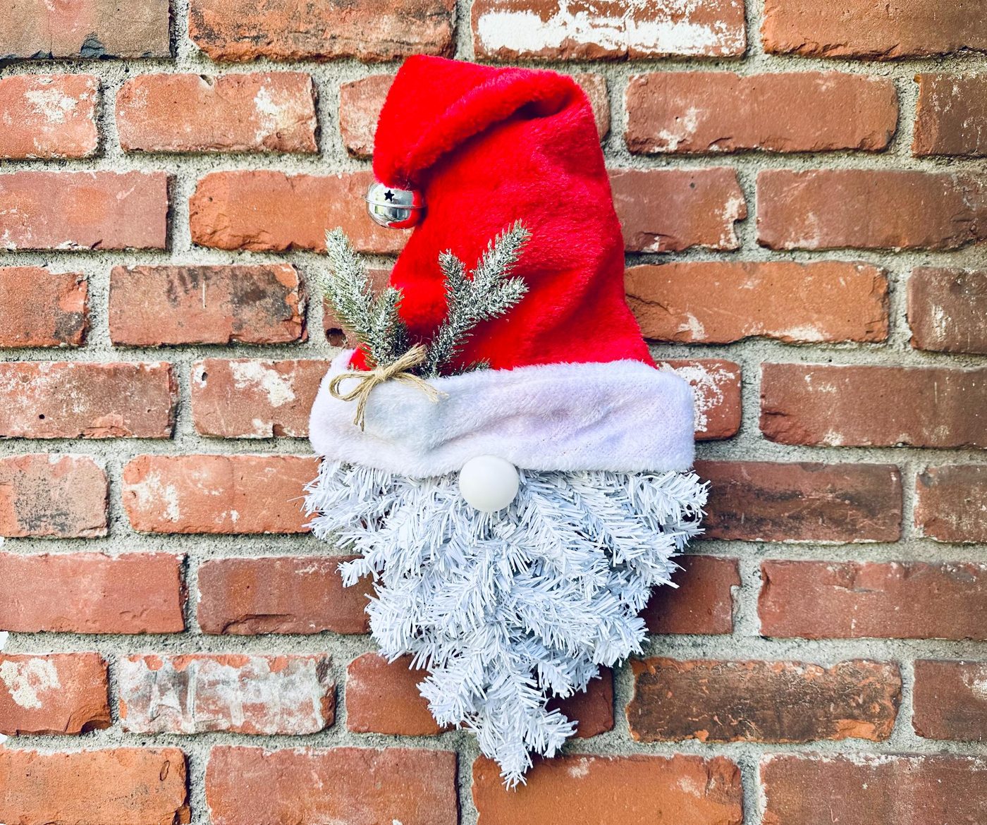 Handmade Christmas Gnome Wreath, Dollar Tree Christmas Gnome Wreath walkthrough, Bekob