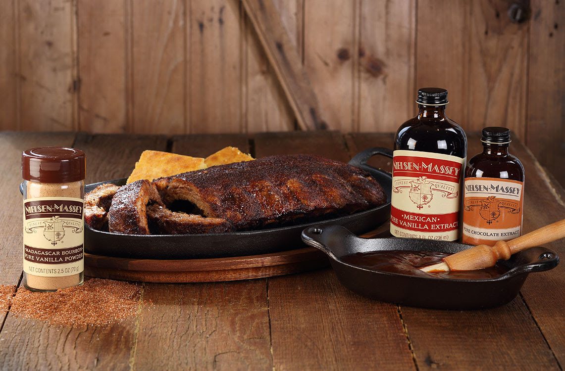 Sweet and Spicy Vanilla BBQ Rub plus Bonus Nielsen-Massey Signature BBQ Sauce | FOODIEaholic.com #bbq #grill #ribs #rubs #sauce