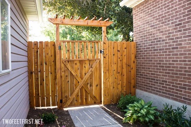 Build With 2x4s, Building A Fence Pergola Over A Gate, Two Feet First