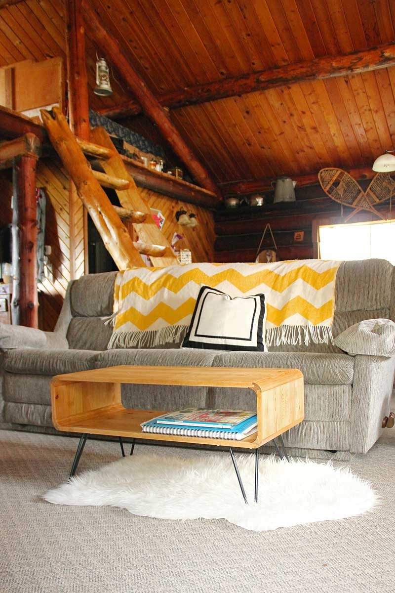 handmade-table-cabin1