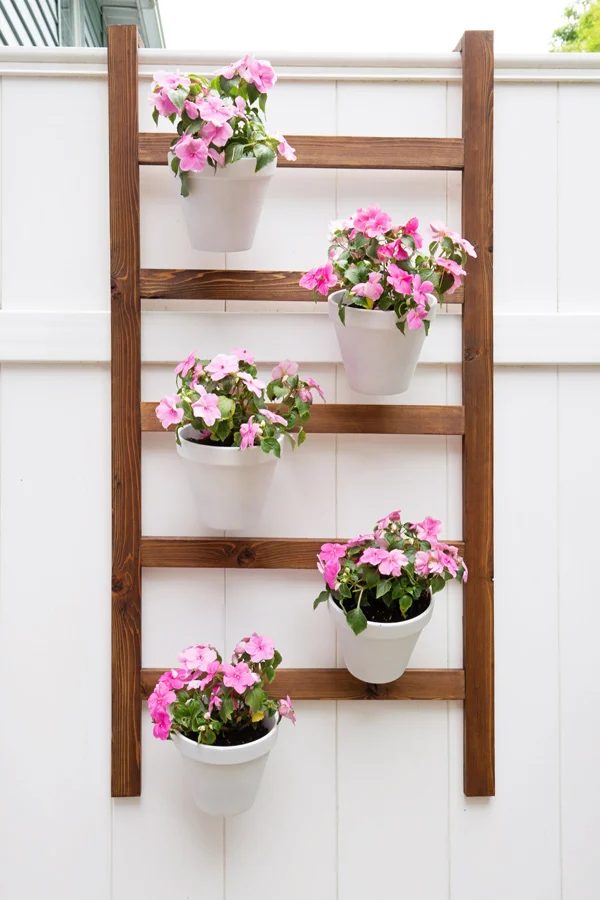 Build An straightforward Vertical Planter Wall Ladder Angela Marie Made Featured On Bekob