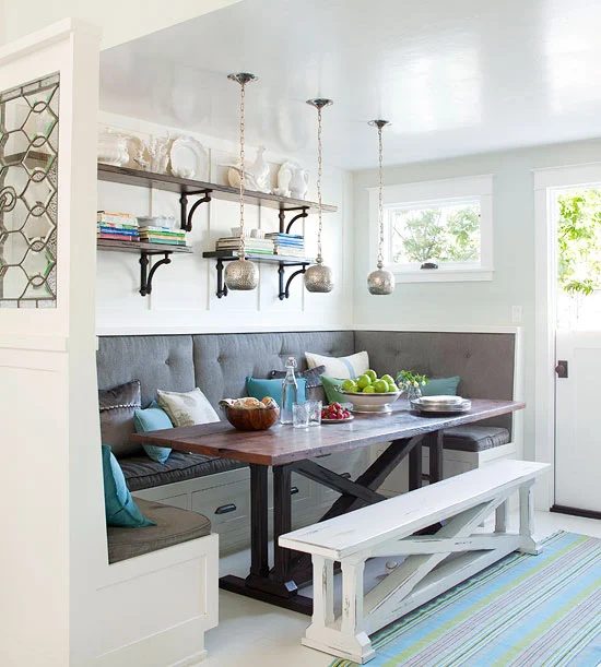 BH&G u-shaped banquette