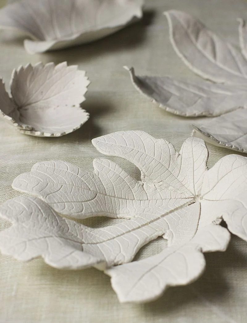 Celebrate fall with these 10 fun Handmade projects with leaves, either real ones from your yard or faux ones from a craft store or dollar store. Try These 10 Fun Handmade Projects 