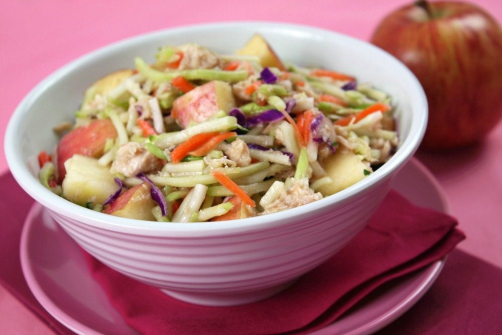 Tuna and Apple Slaw | FOODIEaholic.com #recipe #cooking #salad #appetizer #tuna #apple #slaw