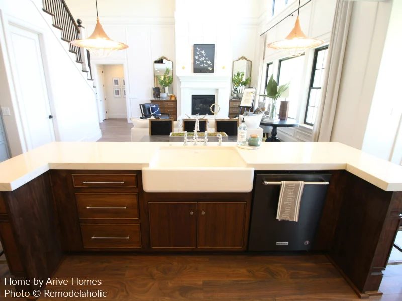 Apron Sink And Wrap Around Island In Modern Farmhouse Kitchen, Arive Homes And Brandalyn Dennis Design, 2018 Utah Valley Parade Of Homes, Featured On Bekob