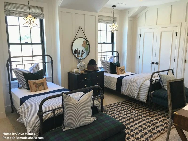 Shared Kids Room With Metal Beds And Herringbone Rug, Arive Homes And Brandalyn Dennis, 2018 Utah Valley Parade Of Homes, Featured On Bekob