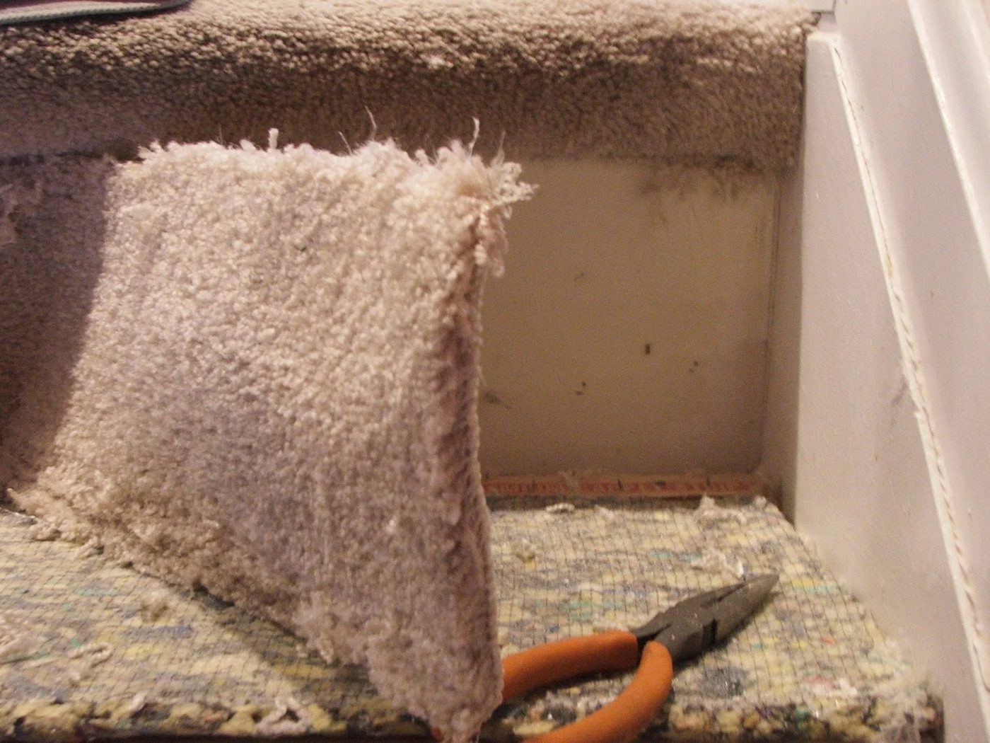 7 Best Way To Remove Carpet From Stairs, By Cleverly Inspired, Featured On @Bekob