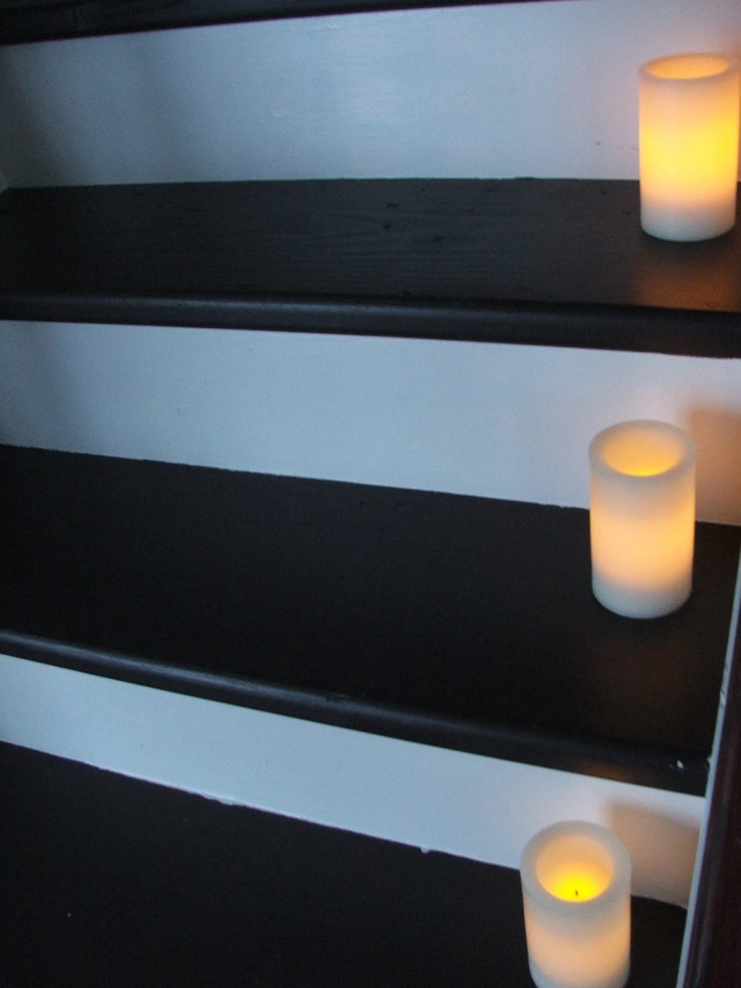 37 modest-cost Friendly Staircase Makover, Carpet To Wood, By Cleverly Inspired, Featured On @Bekob