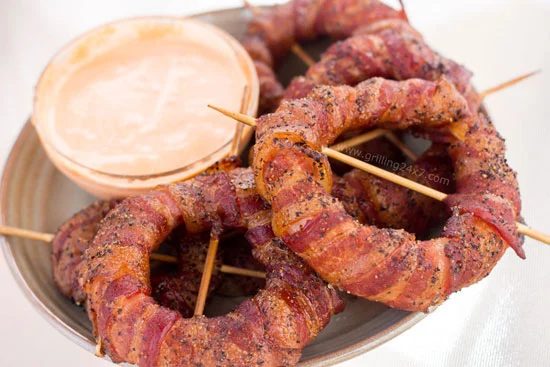 Fire up the grill and invite everyone over for a BBQ party! Forgo the frozen burger patties and hot dogs and try these 28 unique grilling recipes instead! Better Than Burgers: 28 U