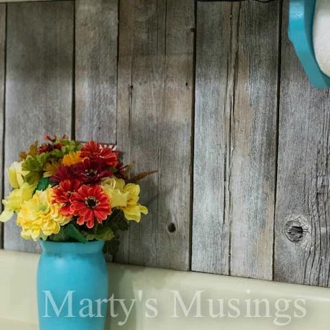 pallet wood backsplash 2