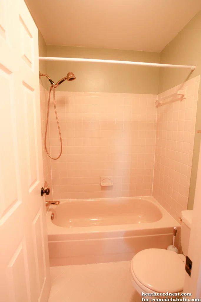 Handmade tub and tile reglazing project! Lighten and brighten your bath for about $50 in one weekend!