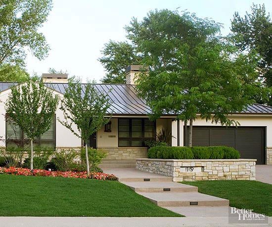 50's Ranch-Style Home Curb Appeal Update Inspiration