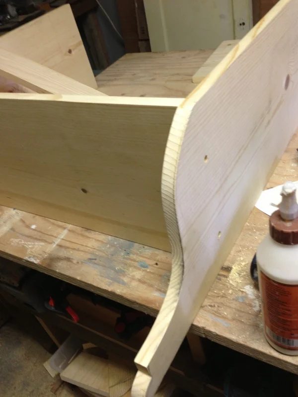 building the plate rack cabinet