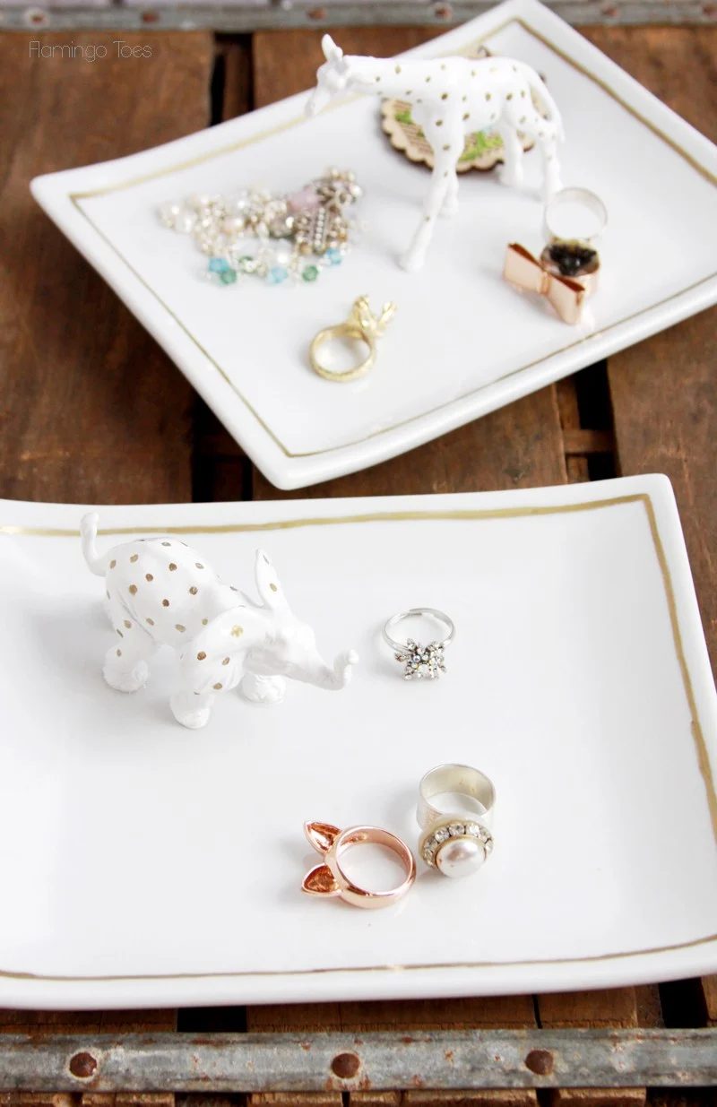 jewelry trinket dishes via Tatertots and Jello