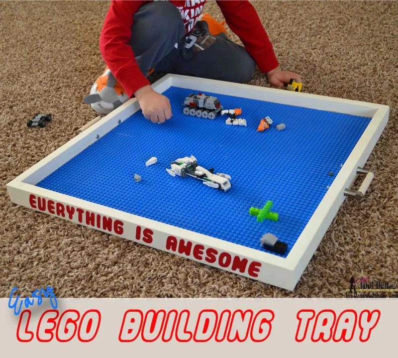 straightforward Lego building tray