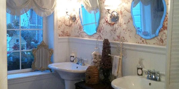 Vintage Bathroom Reveal