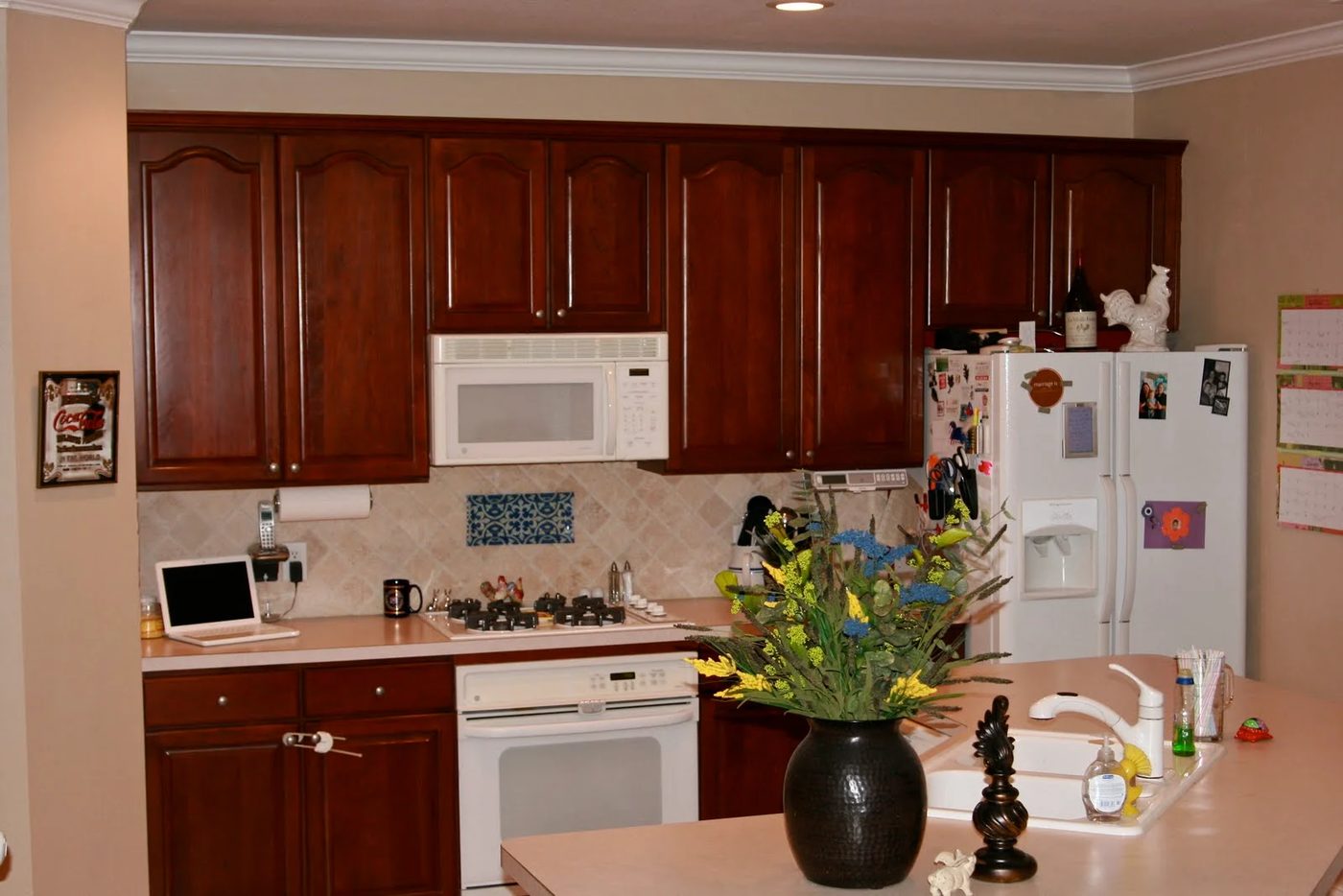 Wall Paper Be Gone! Kitchen Transformation