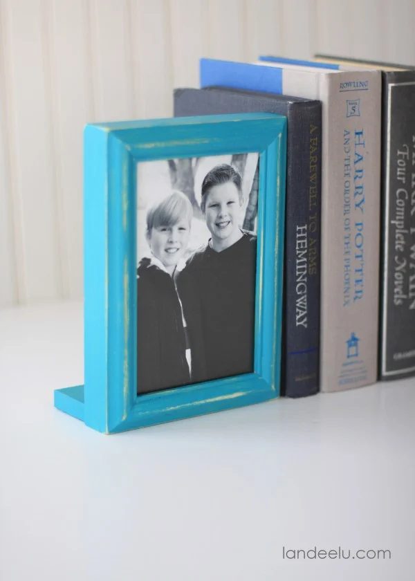 photo display picture frame bookends (Landee See Landee Do)
