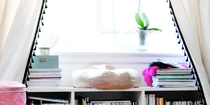 28 Ways to Spruce Up White Curtains