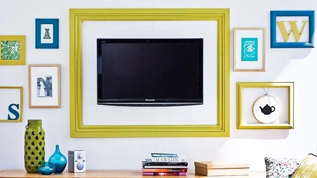 framed television gallery wall via ninemsn