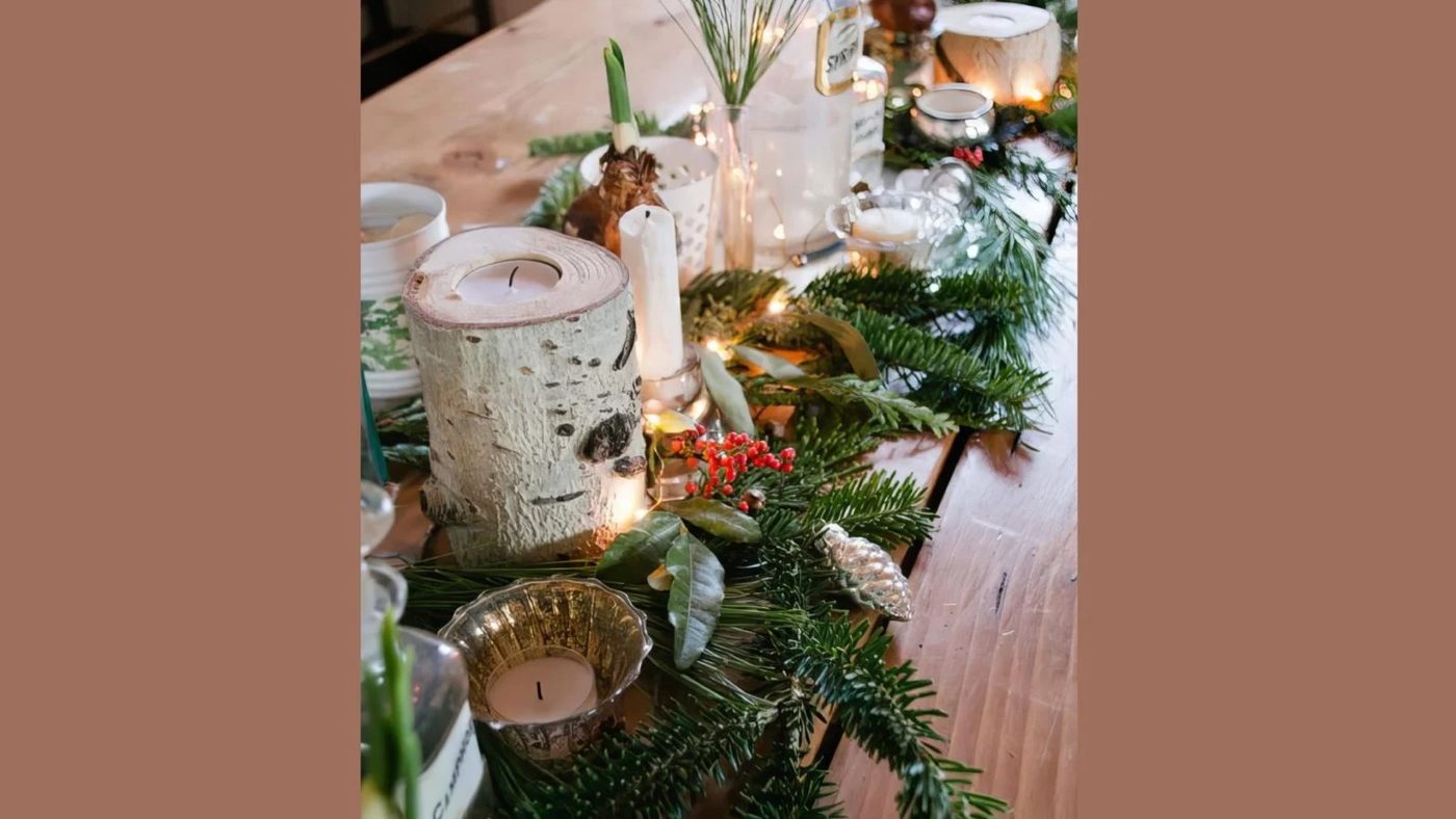 Fresh Greenery Table Runner Vintage Whites Via @Bekob 530x800 032918