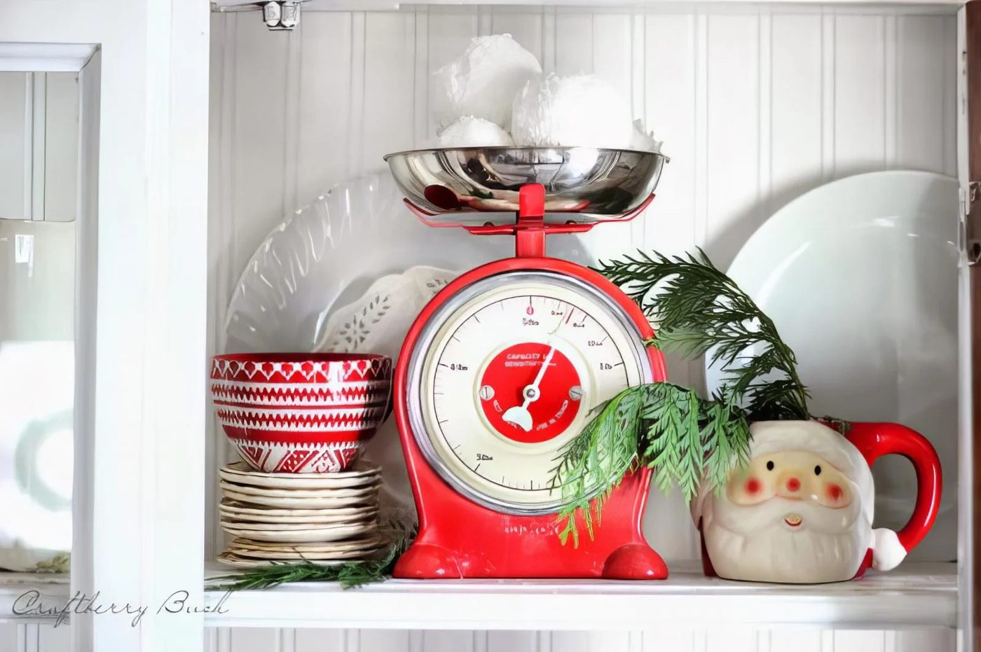 Use Evergreen And Red To Decorate A Hutch For Christmas Craftberry Bush Via @Bekob1 600x399 032953