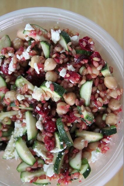 Wheatberry Cranberry Salad | FOODIEaholic.com #recipe #cooking #appetizer #salad #healthy #cranberry #wheatberry