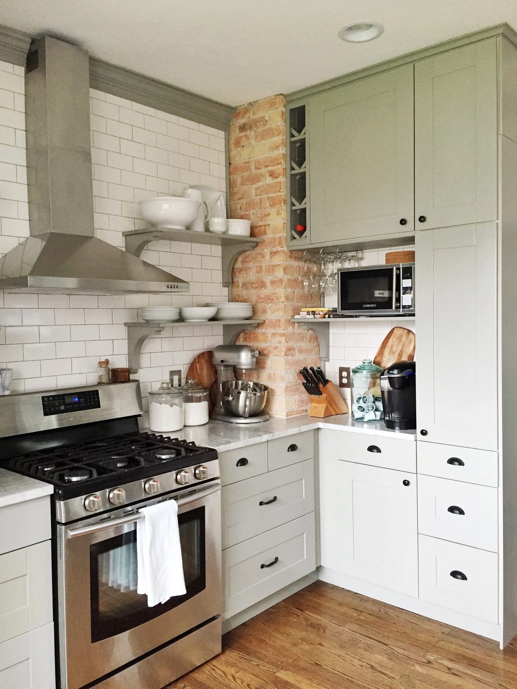 memorable Handmade kitchen renovation with IKEA cabinets, open shelving, and subway tile. This is my dream kitchen! By Carpendaughter on Bekob.com