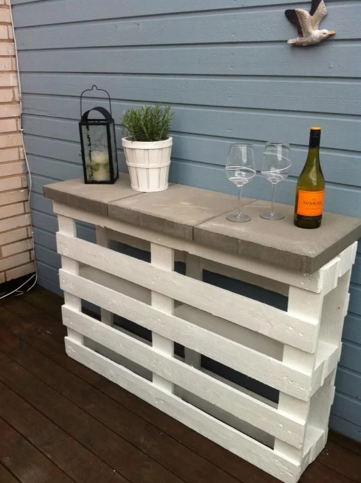 turn-two-whole-pallets-and-some-pavers-into-an-outdoor-serving-bar-or-buffet-original-source-unknown