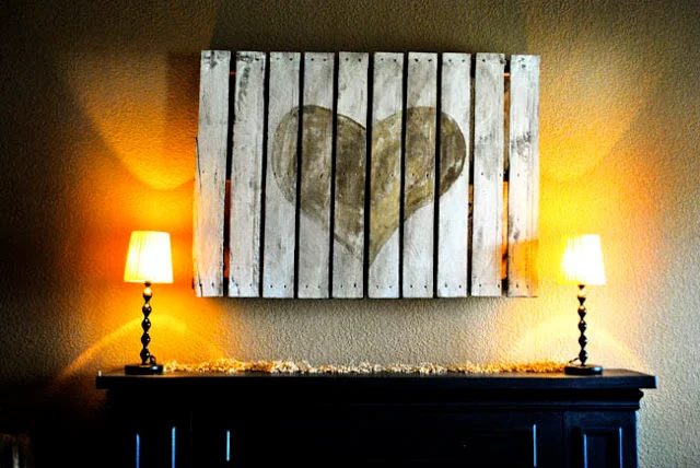 whole-pallet-project-paint-a-design-and-hang-it-on-the-wall-i-should-be-mopping-the-floor