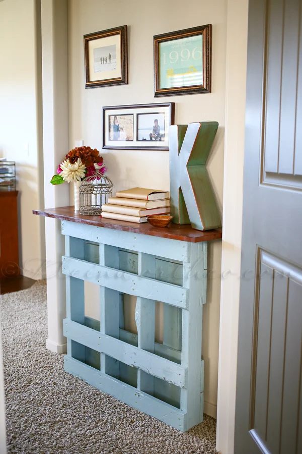 handmade-pallet-console-table-kleinworth-and-co