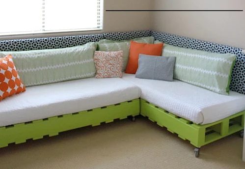 how-to-make-a-pallet-bed-project-nursery