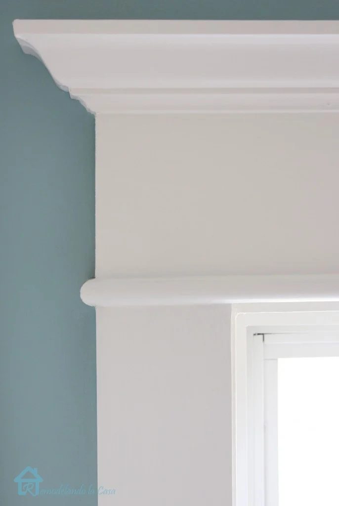 Remodelando La Casa on Pretty Handy Girl window trim walkthrough via Bekob