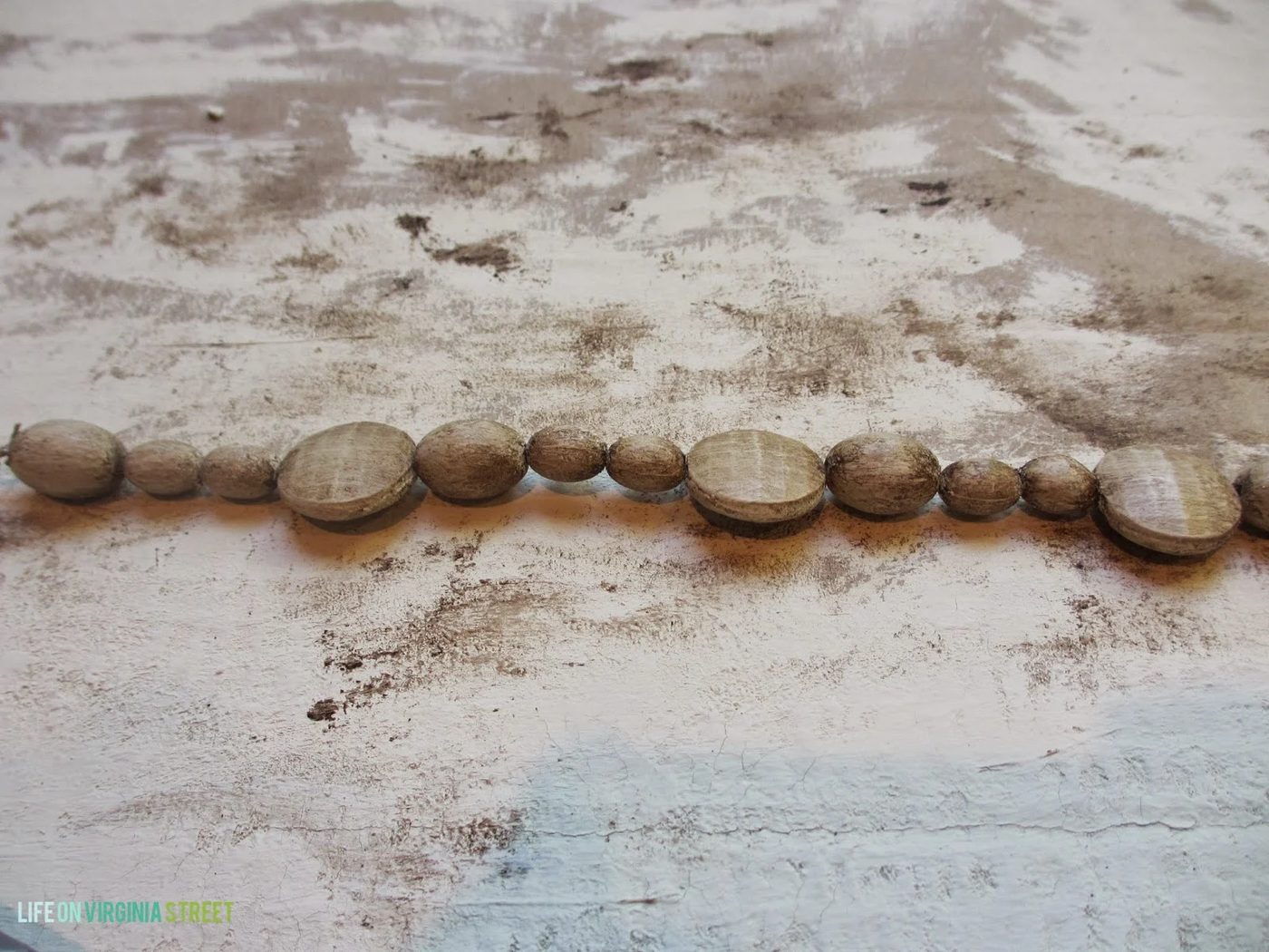 handmade faux wood beads for chandelier, Life on Virginia Street on Bekob
