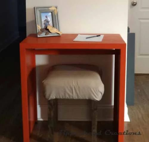 straightforward square desk building plan, Zipperhead Creations