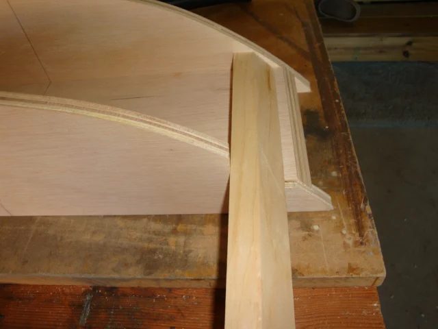 9 Curved Canopy Cornice Box with step by step instructions by DeCarlo Woodworks featured on @Bekob