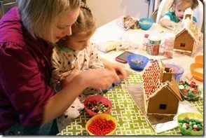 Gingerbread Houses (17)