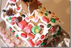 Gingerbread Houses (36)