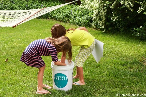 Summer family fun with a Yardzee yard dice game. straightforward to make, and a great gift option!