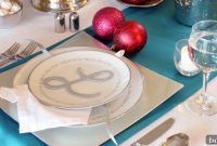 Quick Christmas Place Cards for a Festive Table