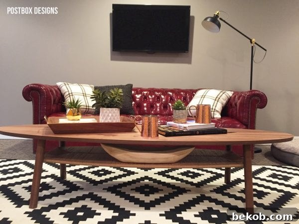 Styling with Mirrors and Art in a Home Office