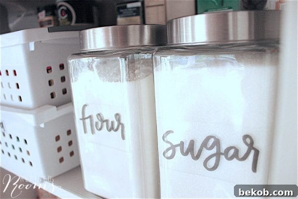 Maximizing Storage and Efficiency in a Small Kitchen Pantry