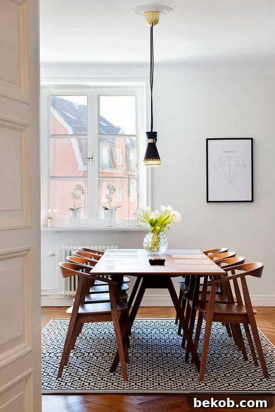 Sleek Mid-Century Modern Dining Room with Neutral Tones