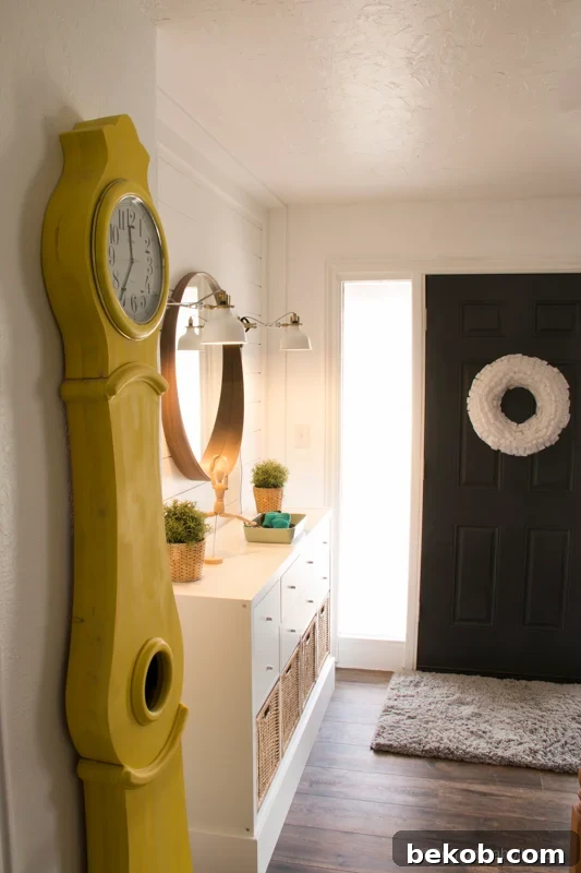Entryway storage @Remodelaholic 9