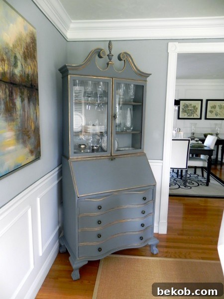 Chalk-painted desk as a new addition to the dining room