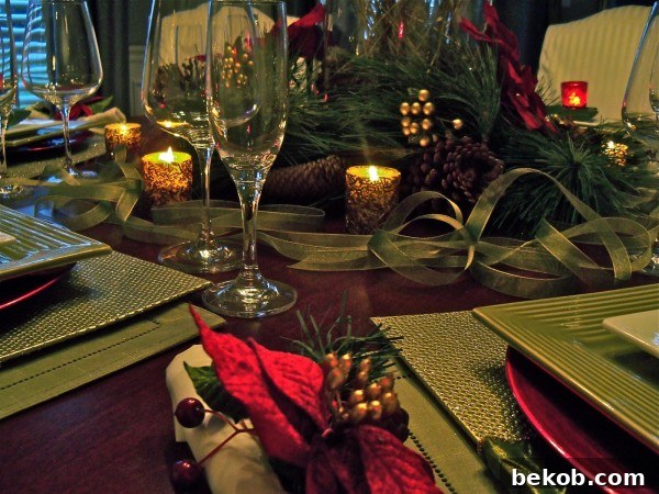 Christmas table setting, festive and elegant