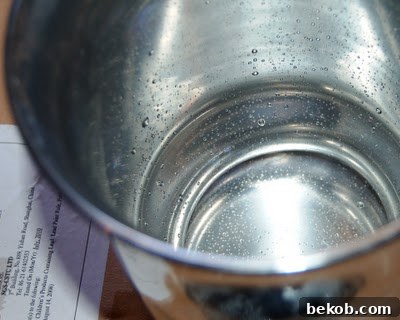 Misting Inside of Glass with Vinegar-Water Solution